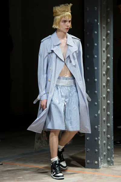 Look 22